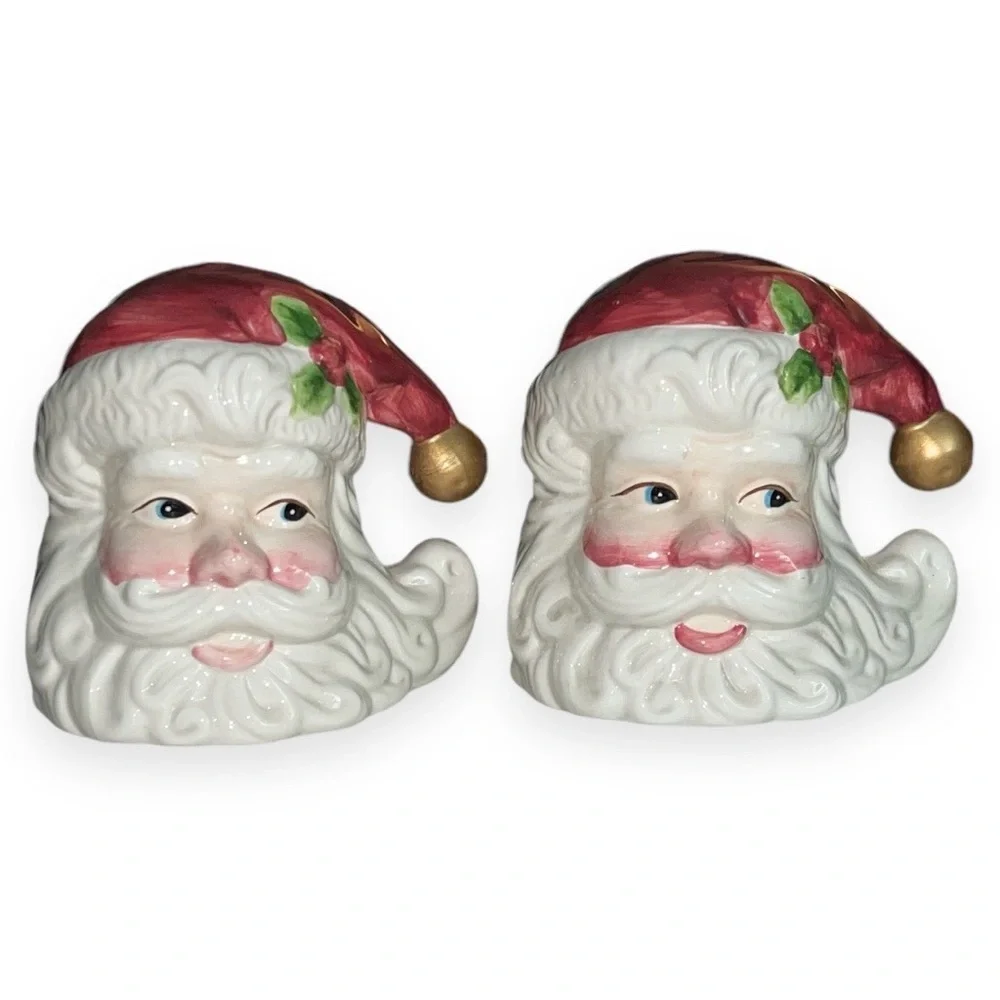 Vintage Big Ceramic Santa Claus Head Salt & Pepper Shakers Hand Painted 4” H